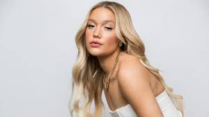 Olivia Ponton: Rising Star in Modeling, Social Media, and LGBTQ+ Advocacy Olivia Ponton: Rising Star in Modeling, Social Media, and LGBTQ+ Advocacy